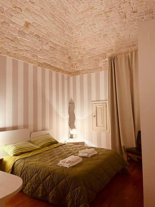 Loco43 Bed and Breakfast Noci Exteriör bild